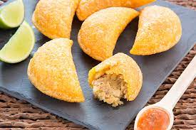 Empanadas De Pollo Colombiana Congelada 400G